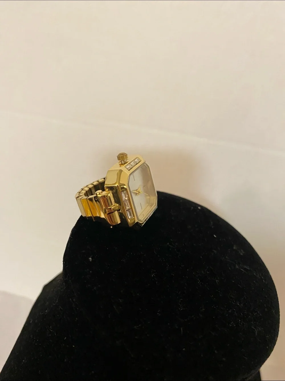 Gold Tone Women's Ring Watch - Sleek Square Dial. New, never use. clock it work.